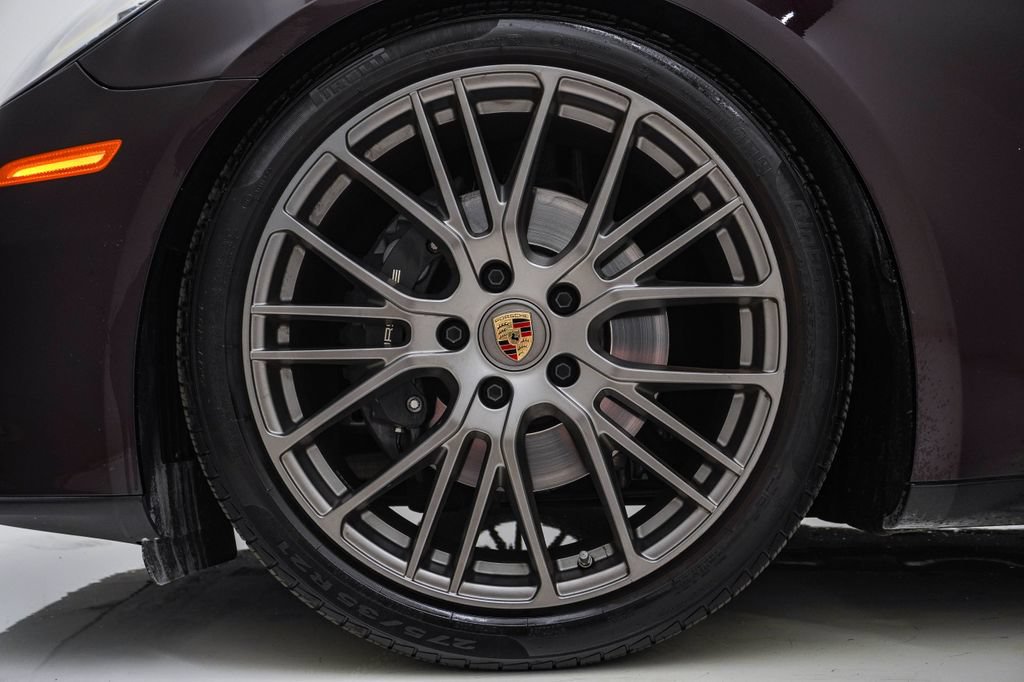 Certified 2023 Porsche Panamera 4 Platinum Edition AWD/4WD image 13
