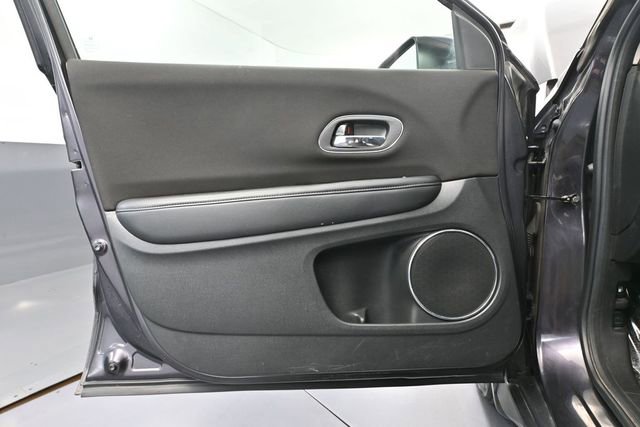 Used 2016 Honda HR-V EX image 16