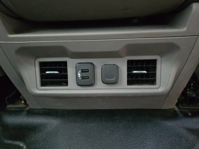 Used 2020 Chevrolet Silverado 3500 LT w/ Convenience Package image 25