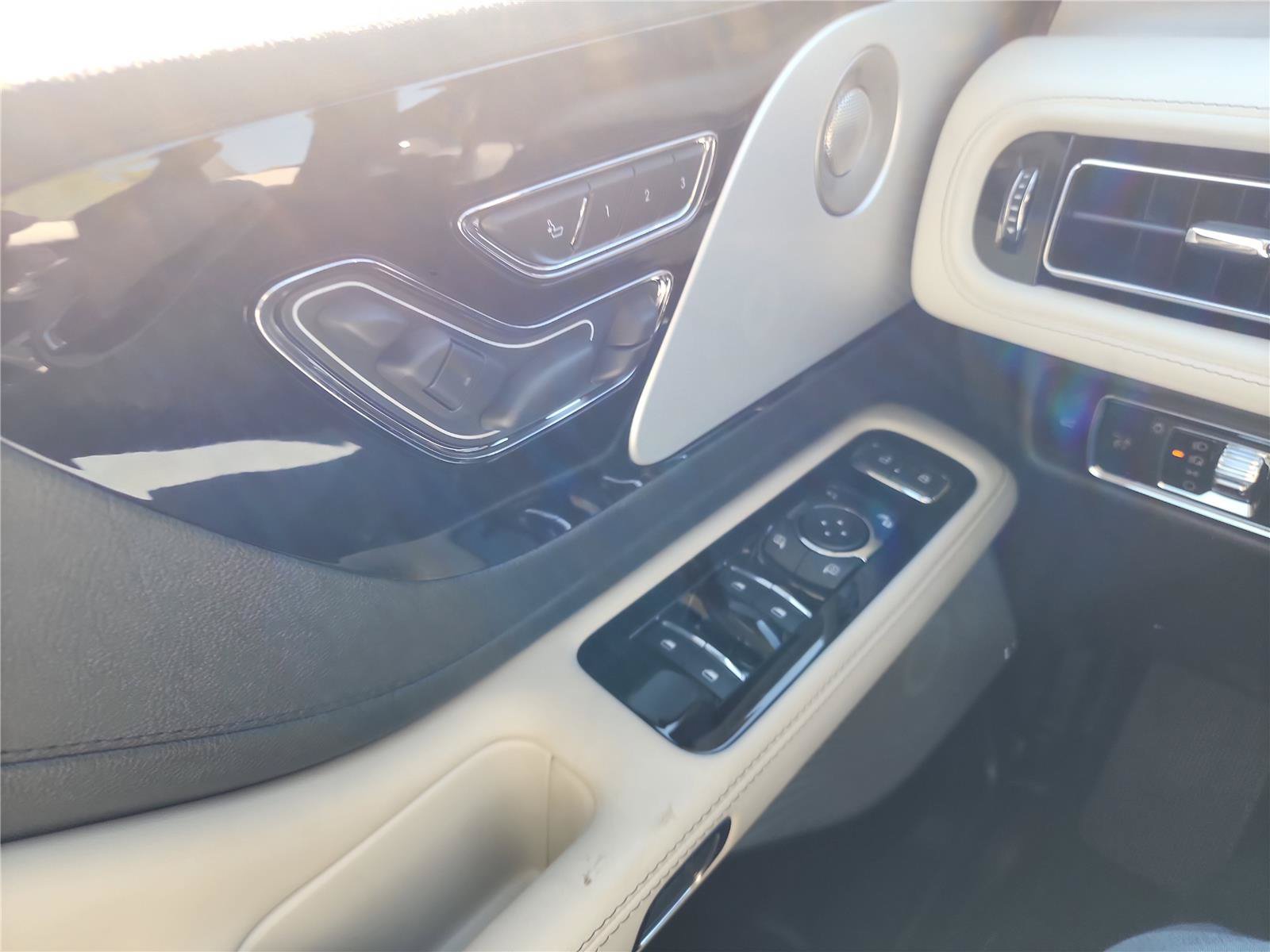 New 2026 Lincoln Aviator Reserve w/ Luxury Package RWD image 33