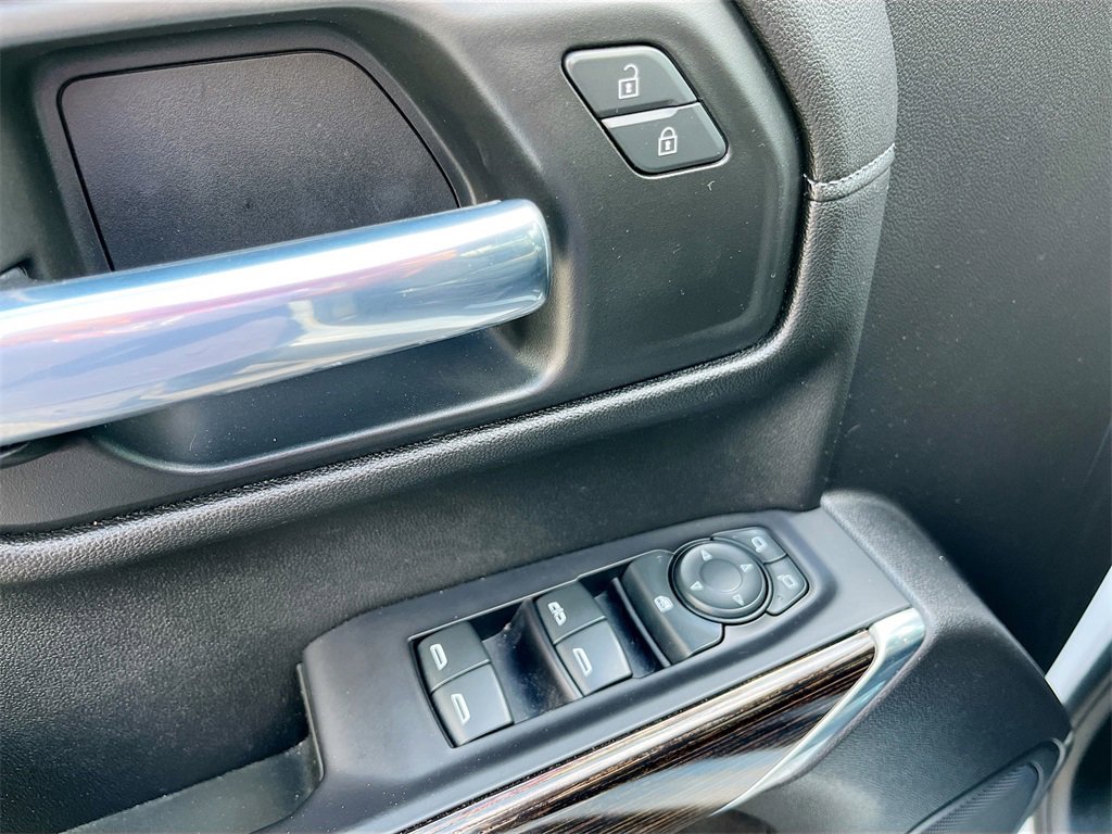 Used 2021 GMC Sierra 1500 Elevation image 17