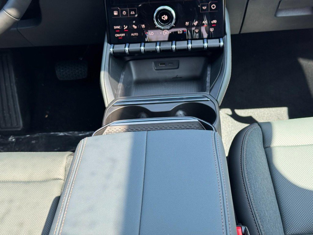 New 2026 GMC Terrain AT4 w/ Convenience Package III image 10