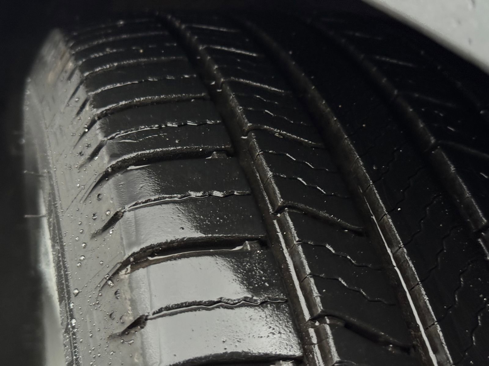 Certified 2018 Honda Accord EX image 30