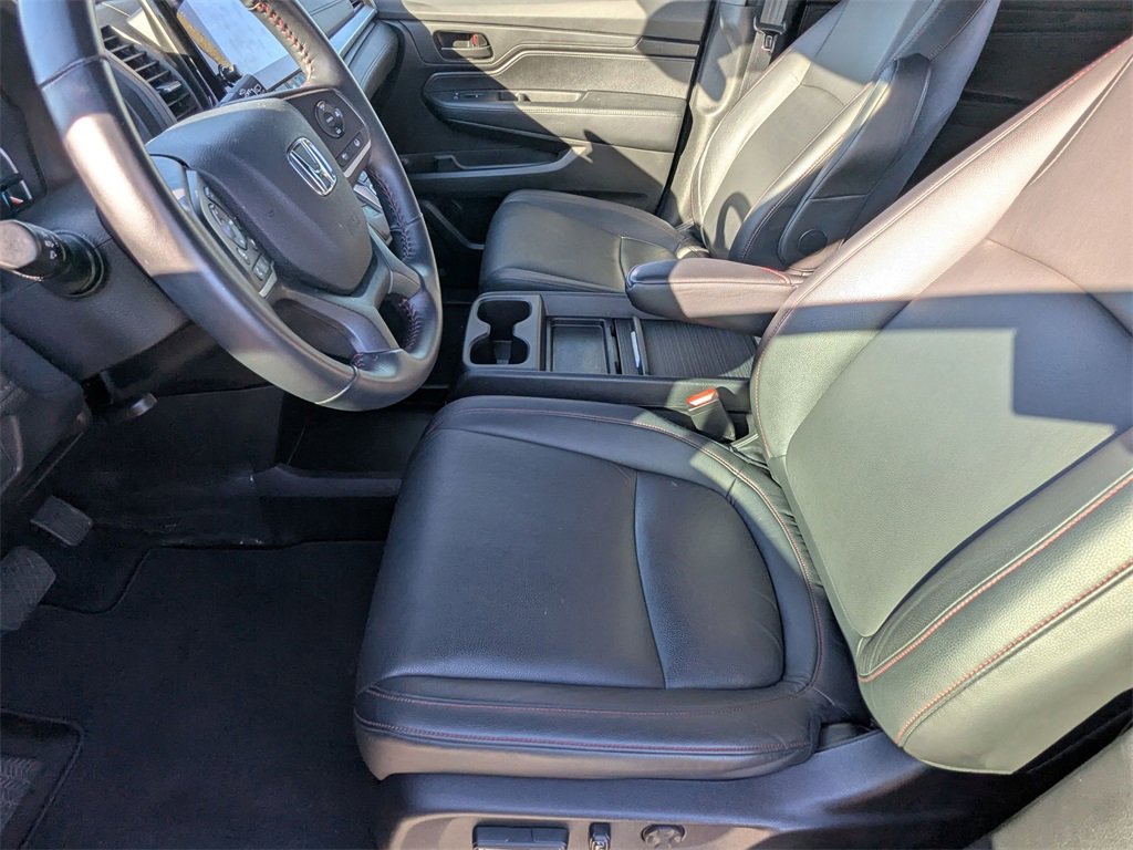 Used 2024 Honda Odyssey Sport image 15
