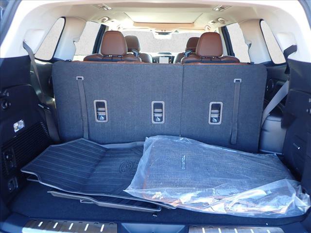 Certified 2024 Subaru Ascent Touring w/ Popular Package #2 image 7