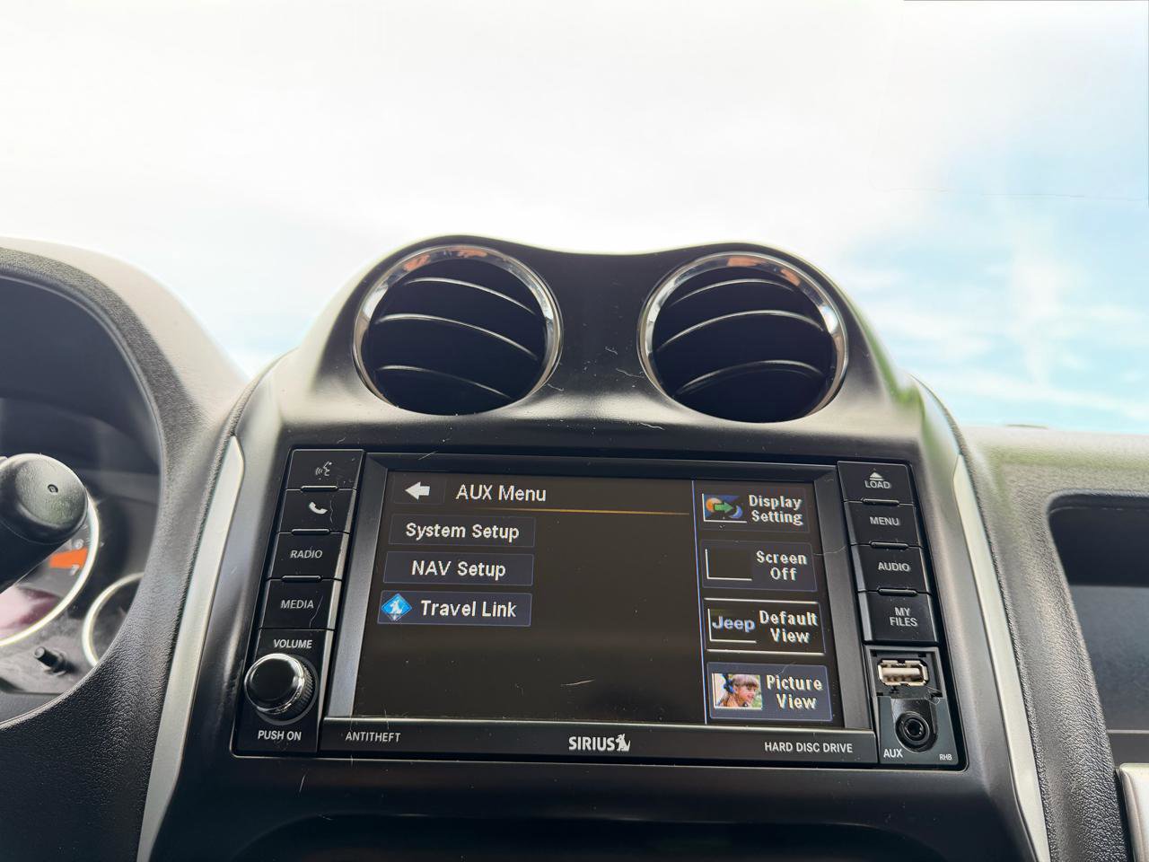 Used 2016 Jeep Compass High Altitude AWD/4WD image 12