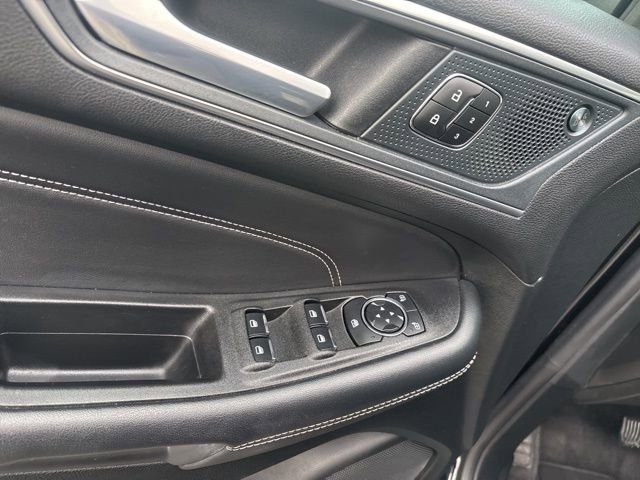 Used 2024 Ford Edge Titanium AWD/4WD image 12