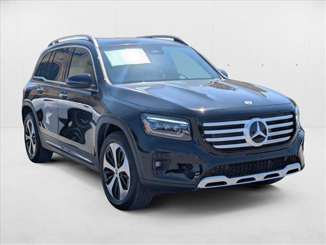 New 2025 Mercedes-Benz GLB 250 image 4