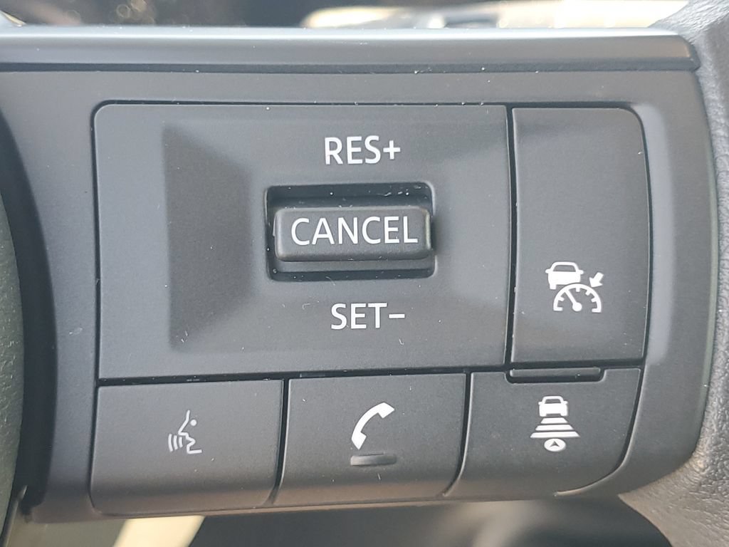 Used 2026 Nissan Kicks SV w/ Illumination Package FWD image 28