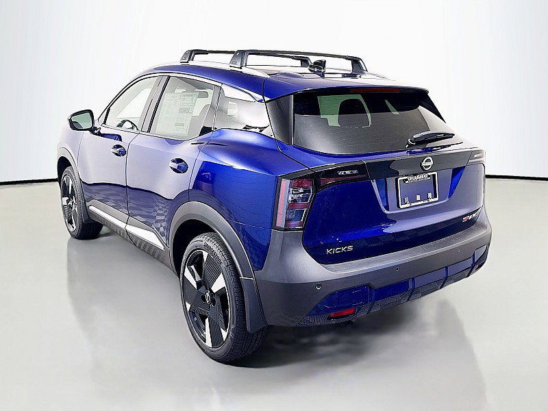 New 2026 Nissan Kicks SR w/ Cold Weather Package image 5