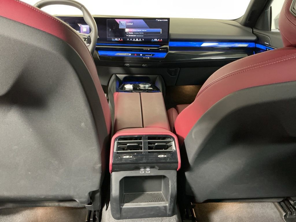 Certified 2024 BMW i5 eDrive40i w/ Premium Package image 30