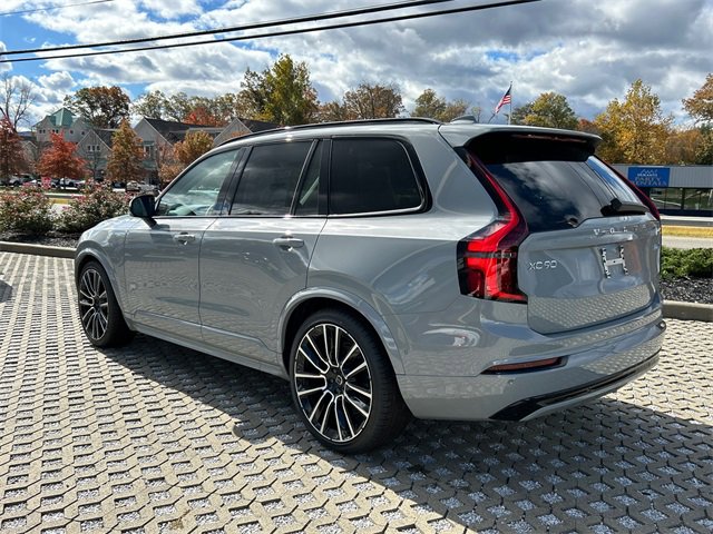 New 2026 Volvo XC90 B6 Ultra w/ Protection Package image 4