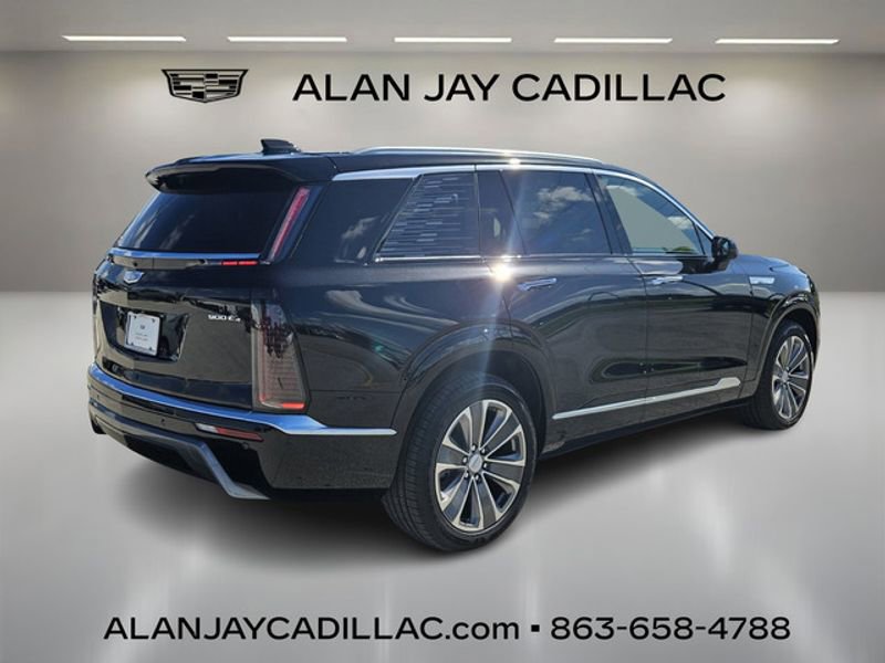 New 2026 Cadillac Vistiq Luxury image 5