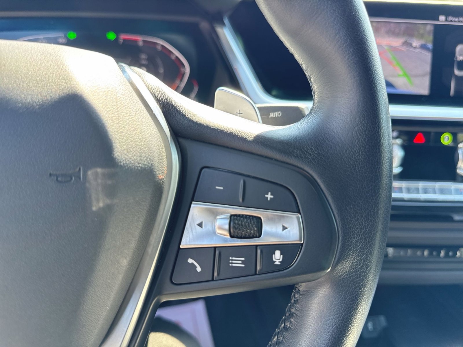 Used 2019 BMW Z4 sDrive30i w/ Convenience Package image 16