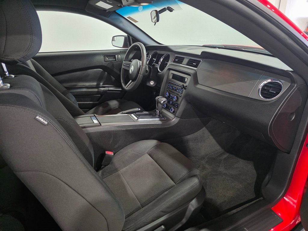 Used 2012 Ford Mustang Coupe image 18