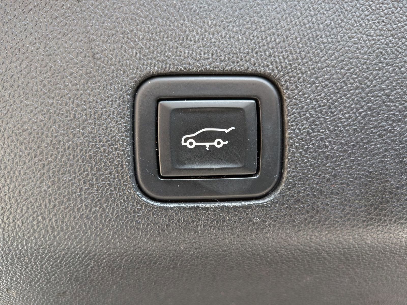 Used 2021 Chevrolet Tahoe RST w/ Rear Media and Nav Package image 31