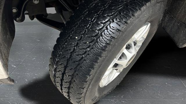 Used 2024 Chevrolet Silverado 2500 LT image 35