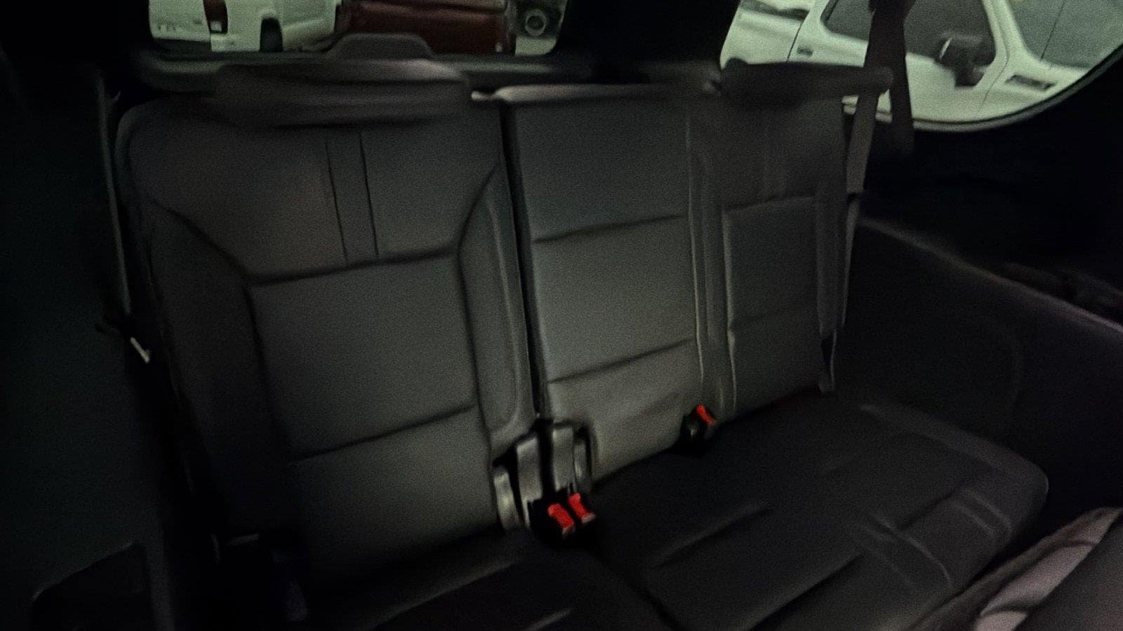 Used 2025 Chevrolet Suburban RST w/ Comfort Package RWD image 22