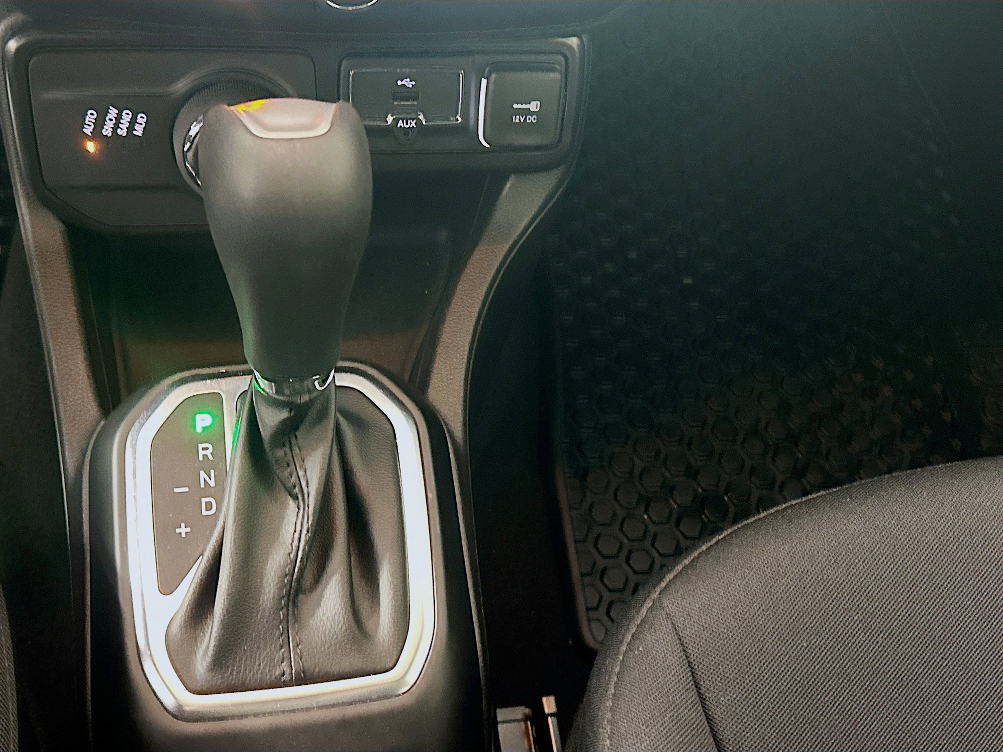 Used 2023 Jeep Renegade Latitude image 25