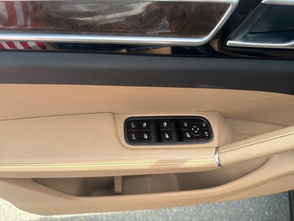 Used 2019 Porsche Cayenne S AWD/4WD image 27