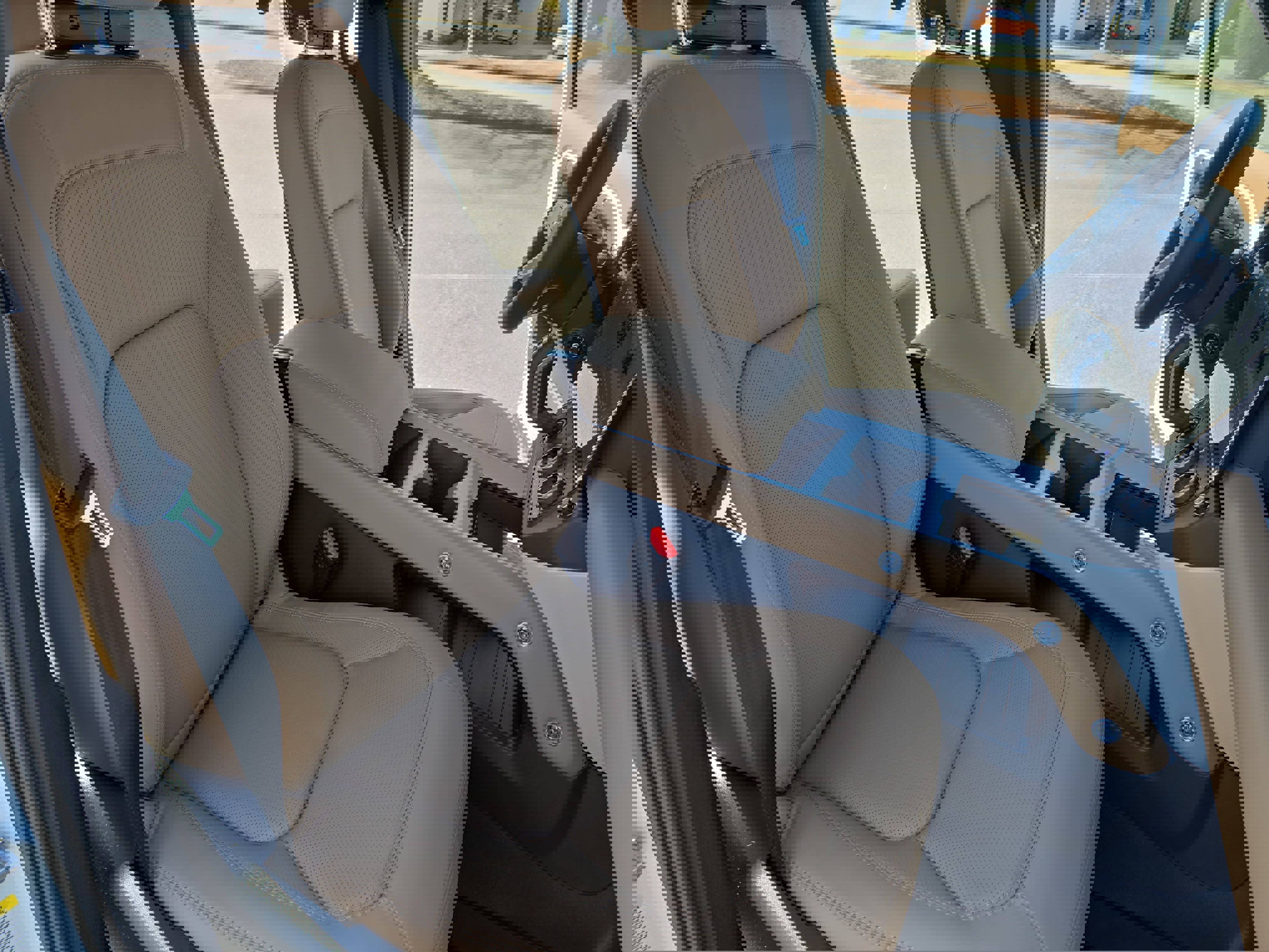 New 2026 Land Rover Defender 110 X-Dynamic SE image 10