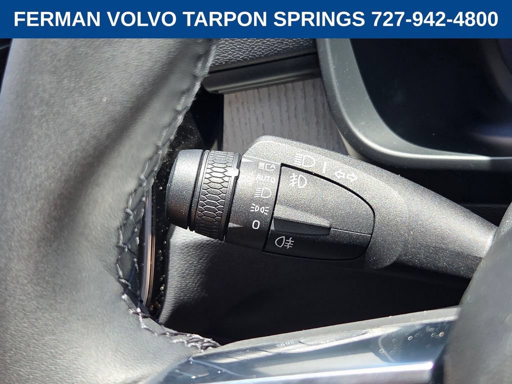 New 2026 Volvo XC40 B5 Plus w/ Climate Package AWD/4WD image 31