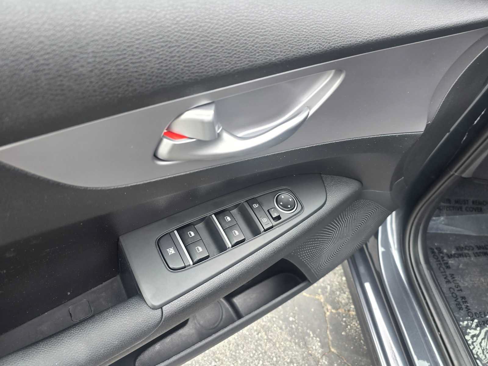 Used 2023 Kia Forte LXS w/ LXS Technology Package FWD image 20