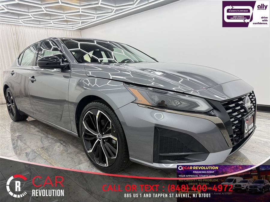 Used 2023 Nissan Altima 2.5 SR