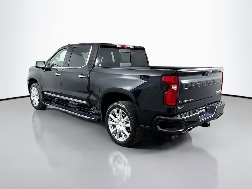 Used 2024 Chevrolet Silverado 1500 High Country w/ Technology Package AWD/4WD image 5