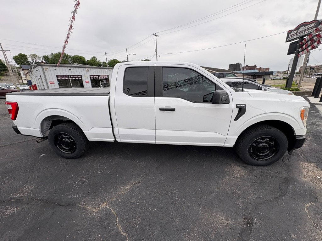Used 2022 Ford F150 XL w/ Equipment Group 101A High RWD image 2