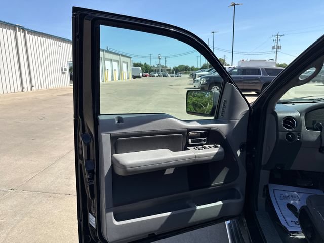 Used 2006 Ford F150 XLT AWD/4WD image 21
