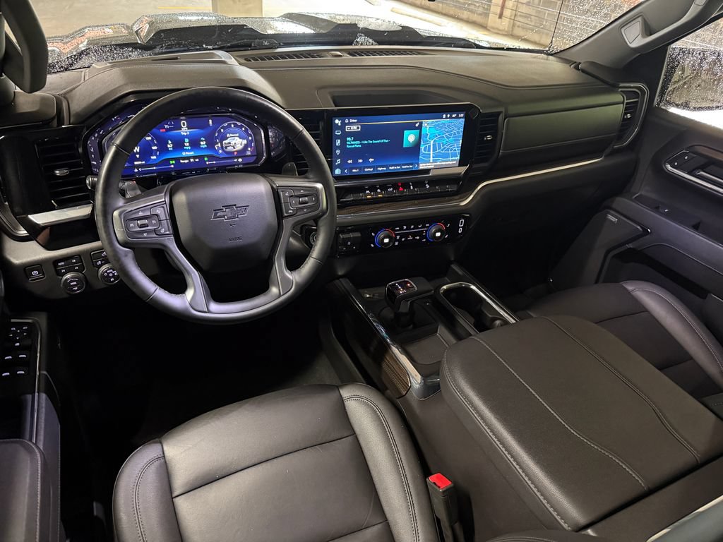 Used 2024 Chevrolet Silverado 1500 LT Trail Boss w/ Convenience Package II AWD/4WD image 13