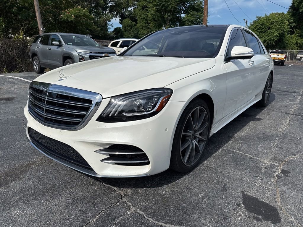Used 2018 Mercedes-Benz S 560 Sedan image 3