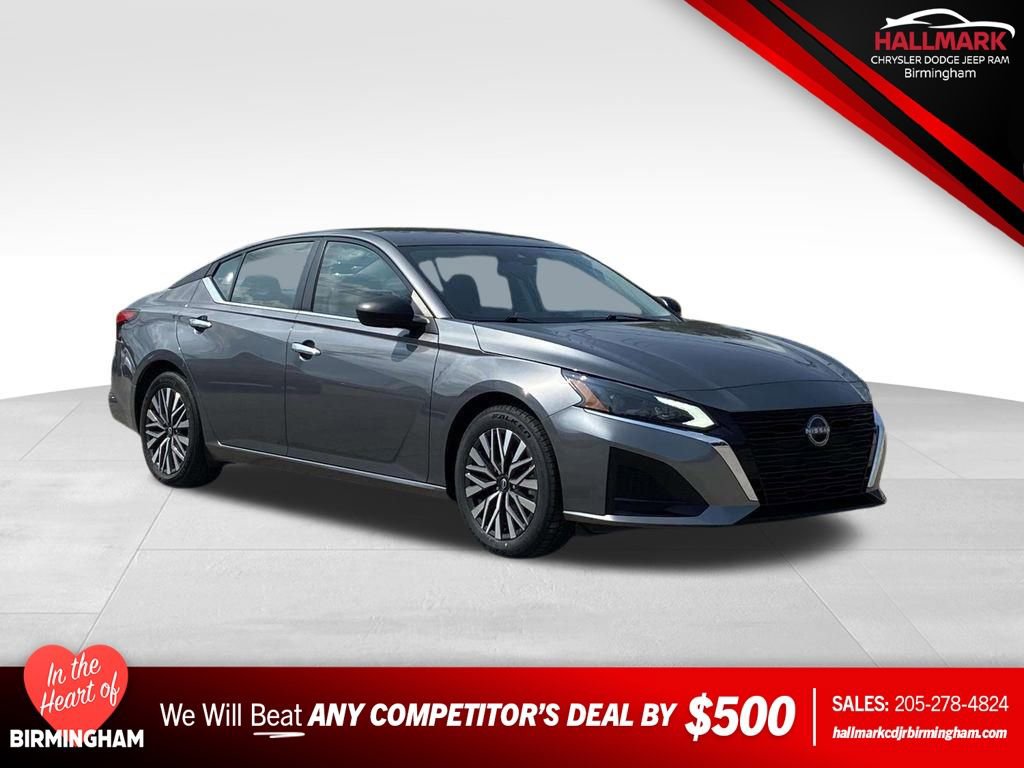 Used 2024 Nissan Altima 2.5 SV