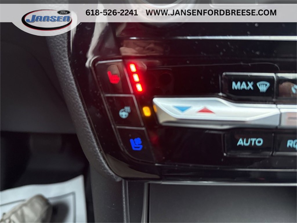 Used 2022 Ford Explorer Limited w/ Equipment Group 301A image 24