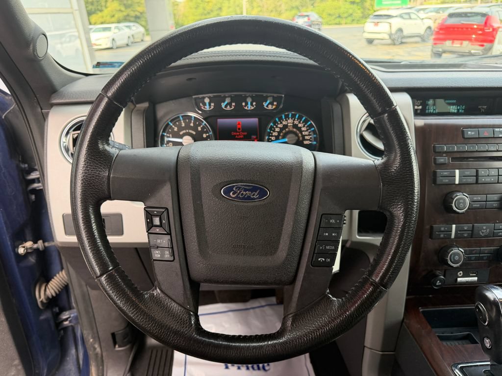 Used 2012 Ford F150 Lariat w/ Lariat Chrome Pkg AWD/4WD image 14