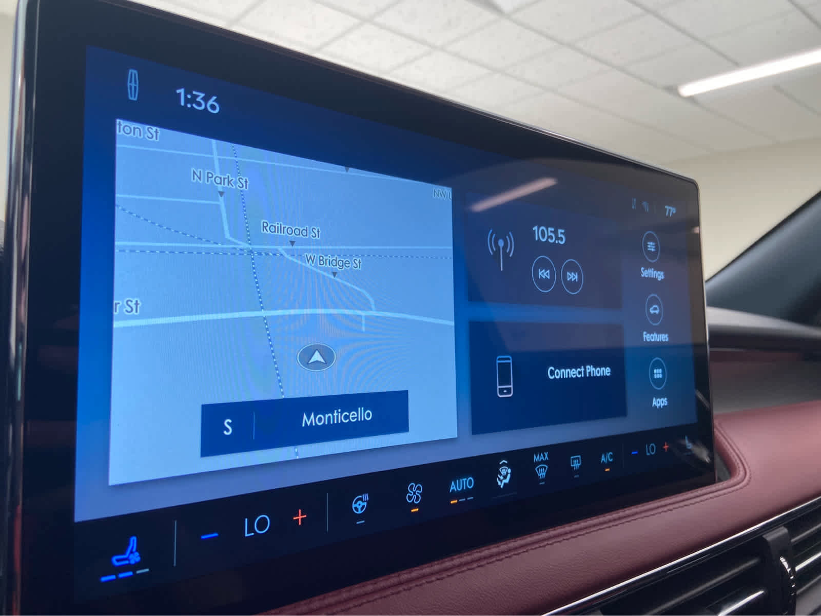 Used 2025 Lincoln Corsair Reserve w/ Jet Appearance Package image 27