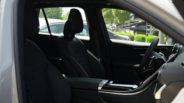 Certified 2025 Mercedes-Benz GLC 43 AMG 4MATIC image 47