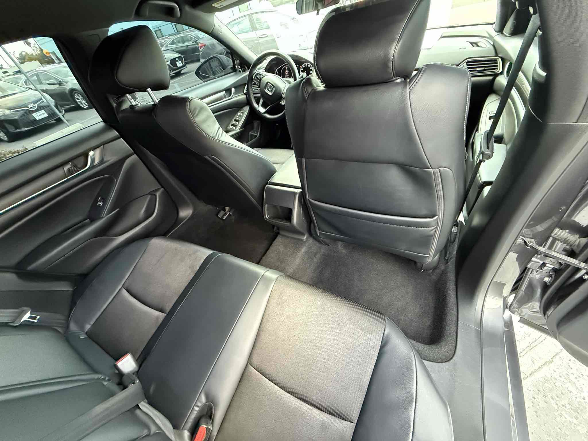 Used 2018 Honda Accord Sport image 45