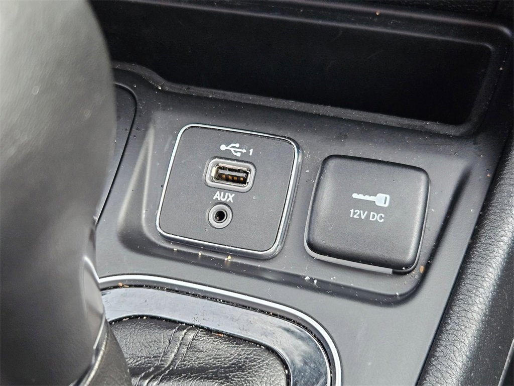 Certified 2022 Jeep Cherokee Limited image 31