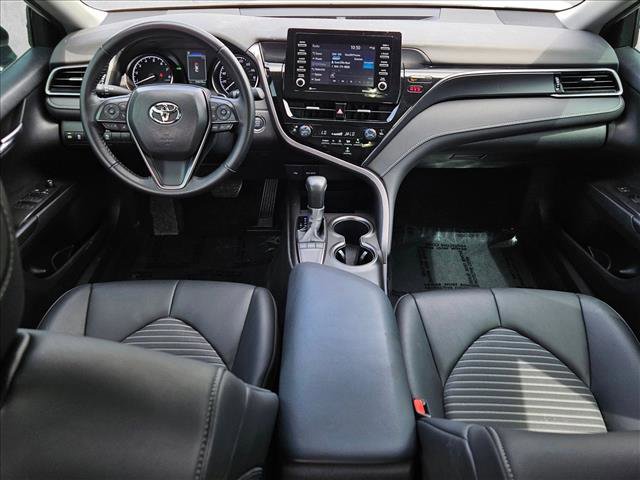 Used 2023 Toyota Camry SE w/ Convenience Package image 17