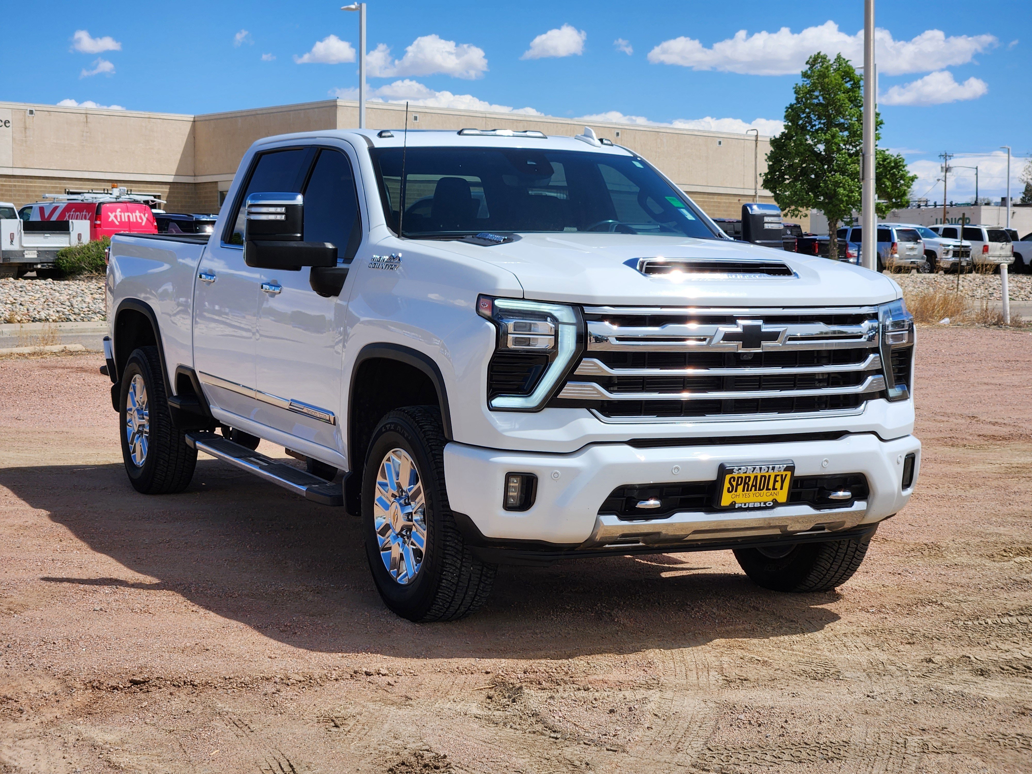 Used 2024 Chevrolet Silverado 3500 High Country w/ High Country Premium Package AWD/4WD image 7
