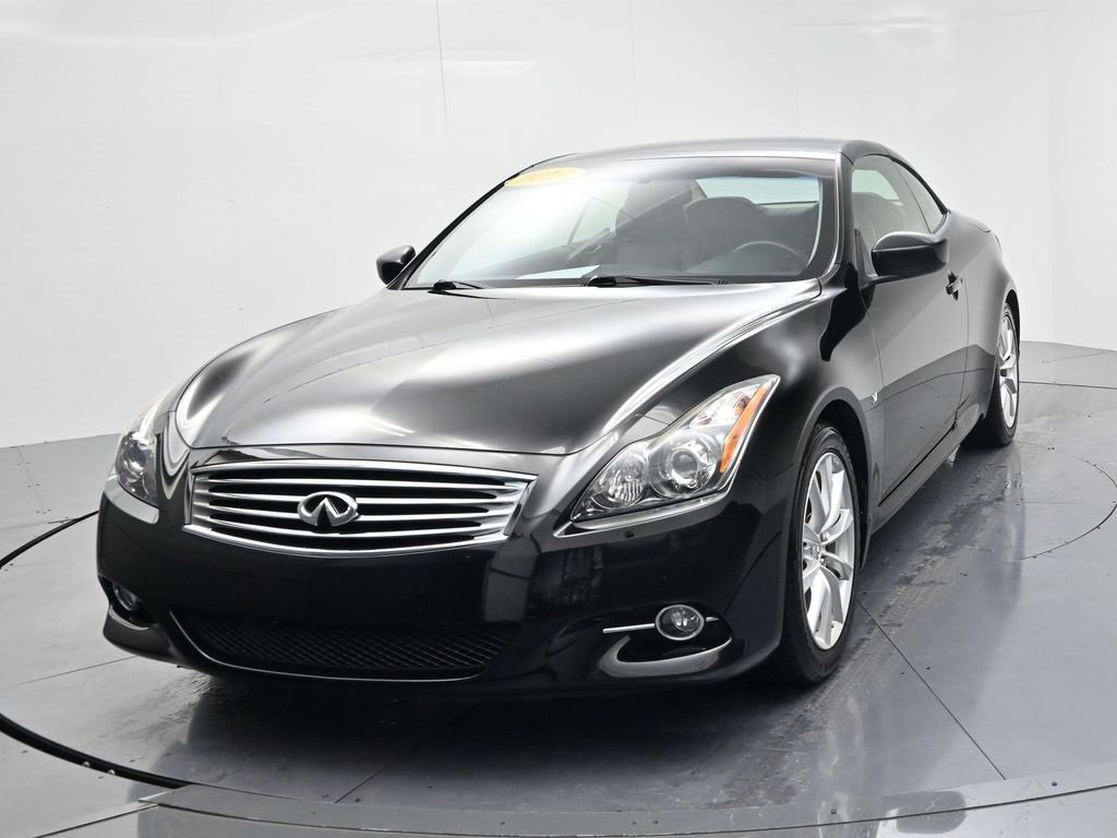 Used 2014 INFINITI Q60 Convertible w/ Premium Package image 3