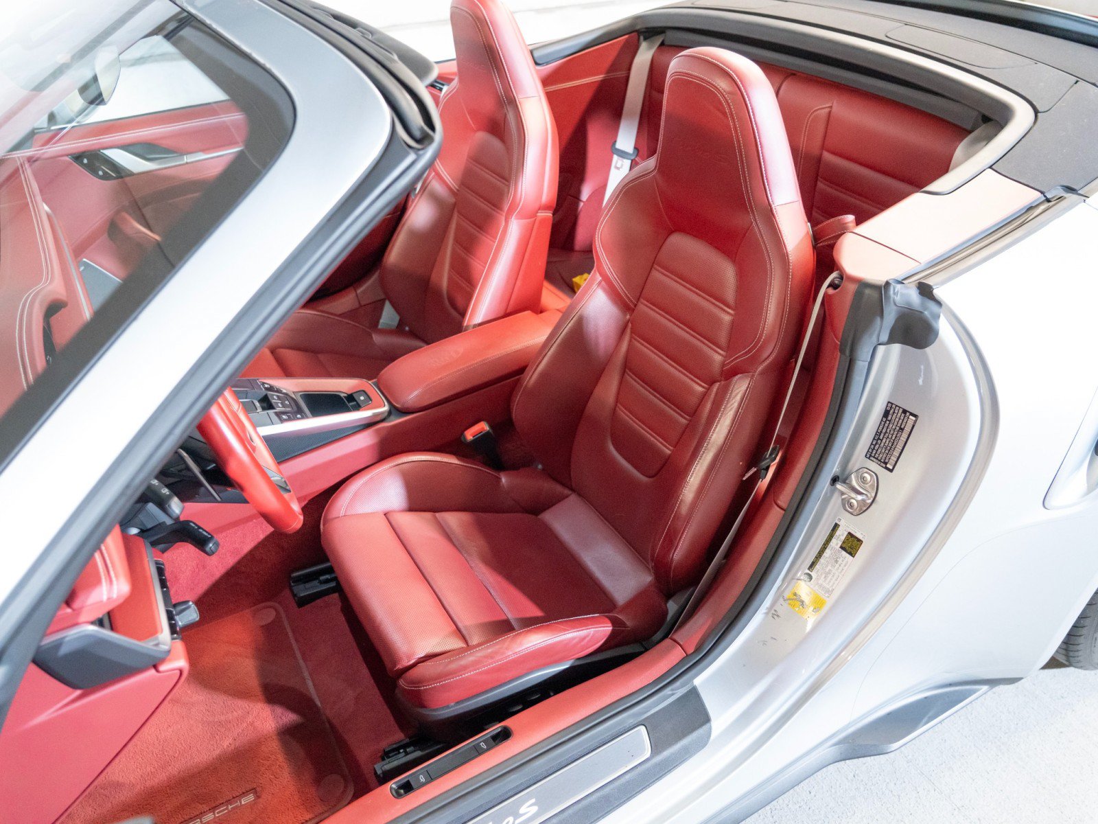 Certified 2021 Porsche 911 Turbo S AWD/4WD image 5