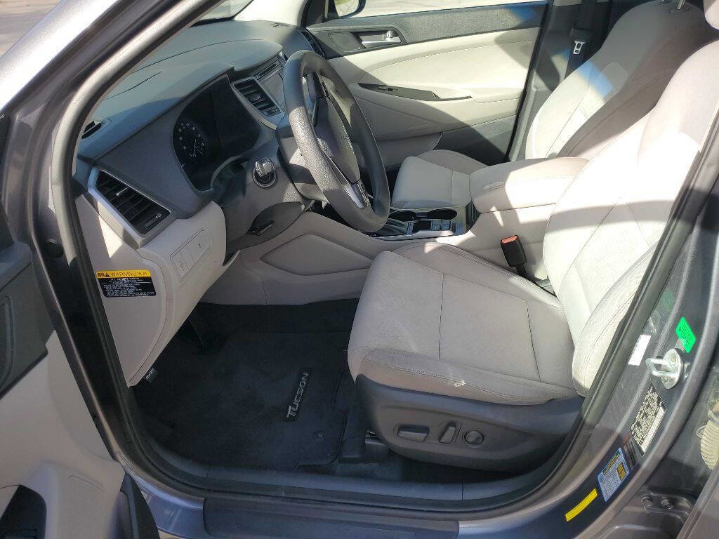 Used 2016 Hyundai Tucson SE w/ Option Group 02 image 14