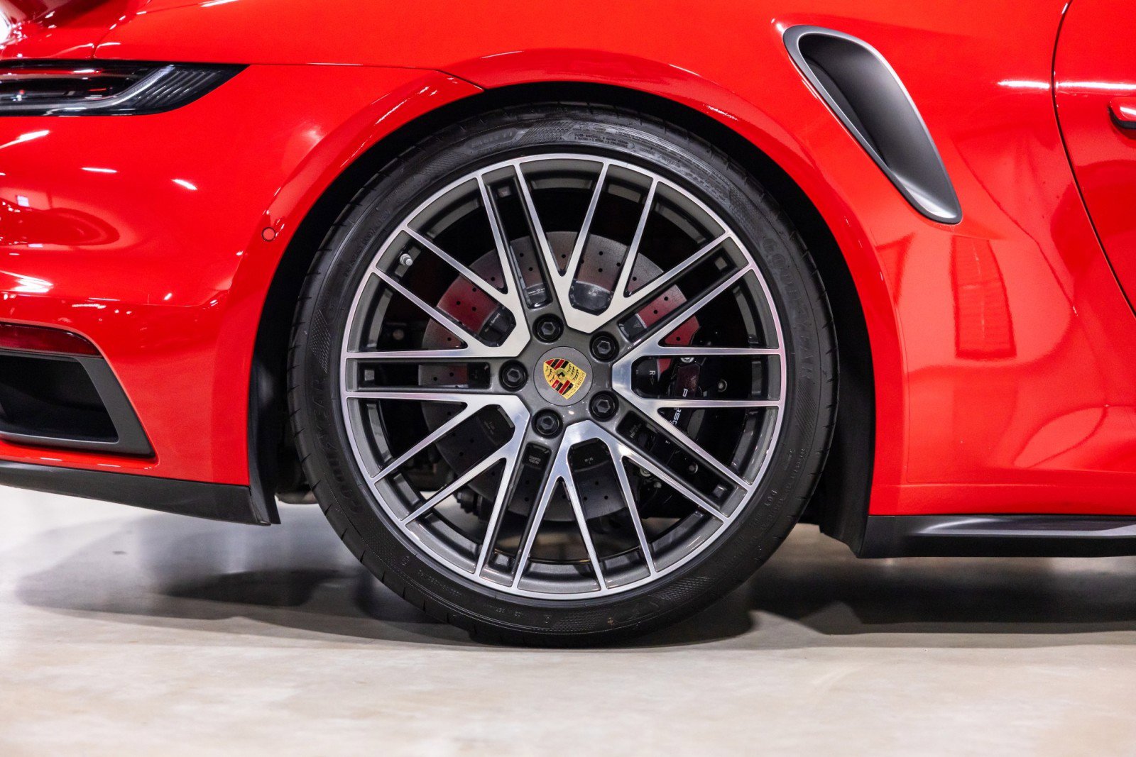 Used 2024 Porsche 911 Turbo S AWD/4WD image 27