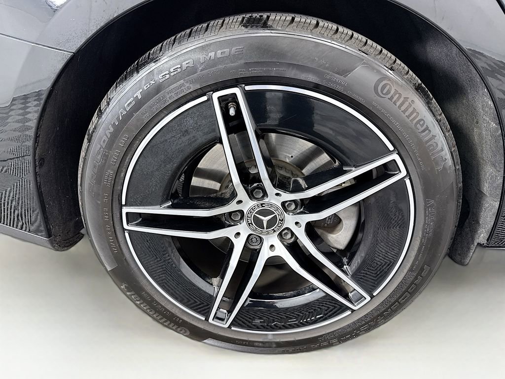 Used 2025 Mercedes-Benz E 350 Sedan image 32