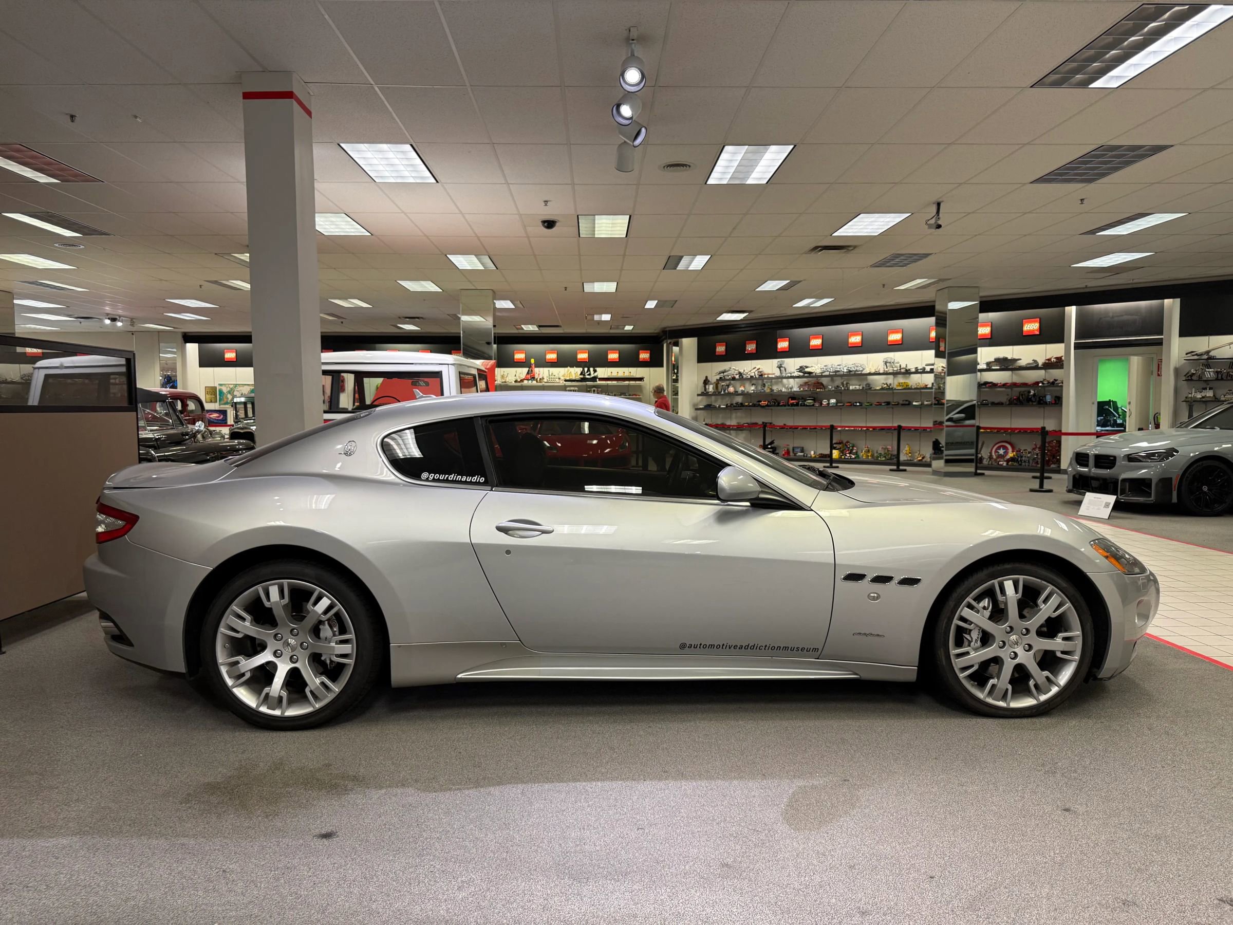 Used 2010 Maserati GranTurismo S RWD image 6