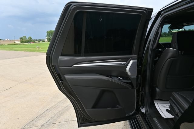 Used 2026 Cadillac Escalade V AWD/4WD image 24