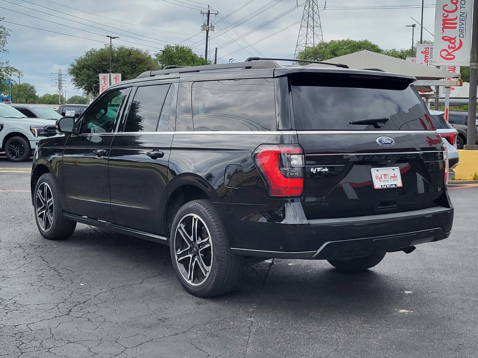 Used 2021 Ford Expedition Max Limited RWD image 6